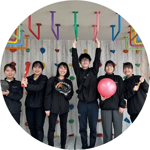 児童発達支援・放課後等デイサービスLEGONKids谷町の職員の写真